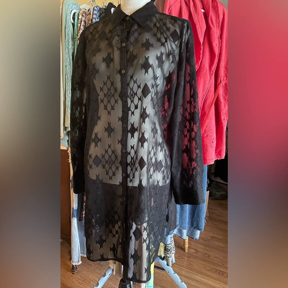 Chico's Black Sheer Button-Up Tunic Length Shirt Size 2